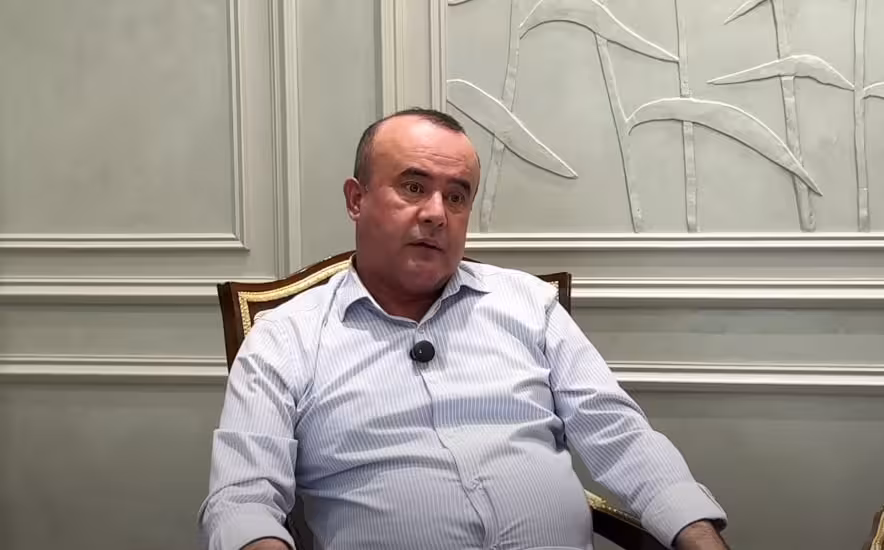 <p><b>Iskandar Hamroqulov 1,5 yosh farzandi OITSdan vafot etgani haqida so‘zlab berdi</b></p>