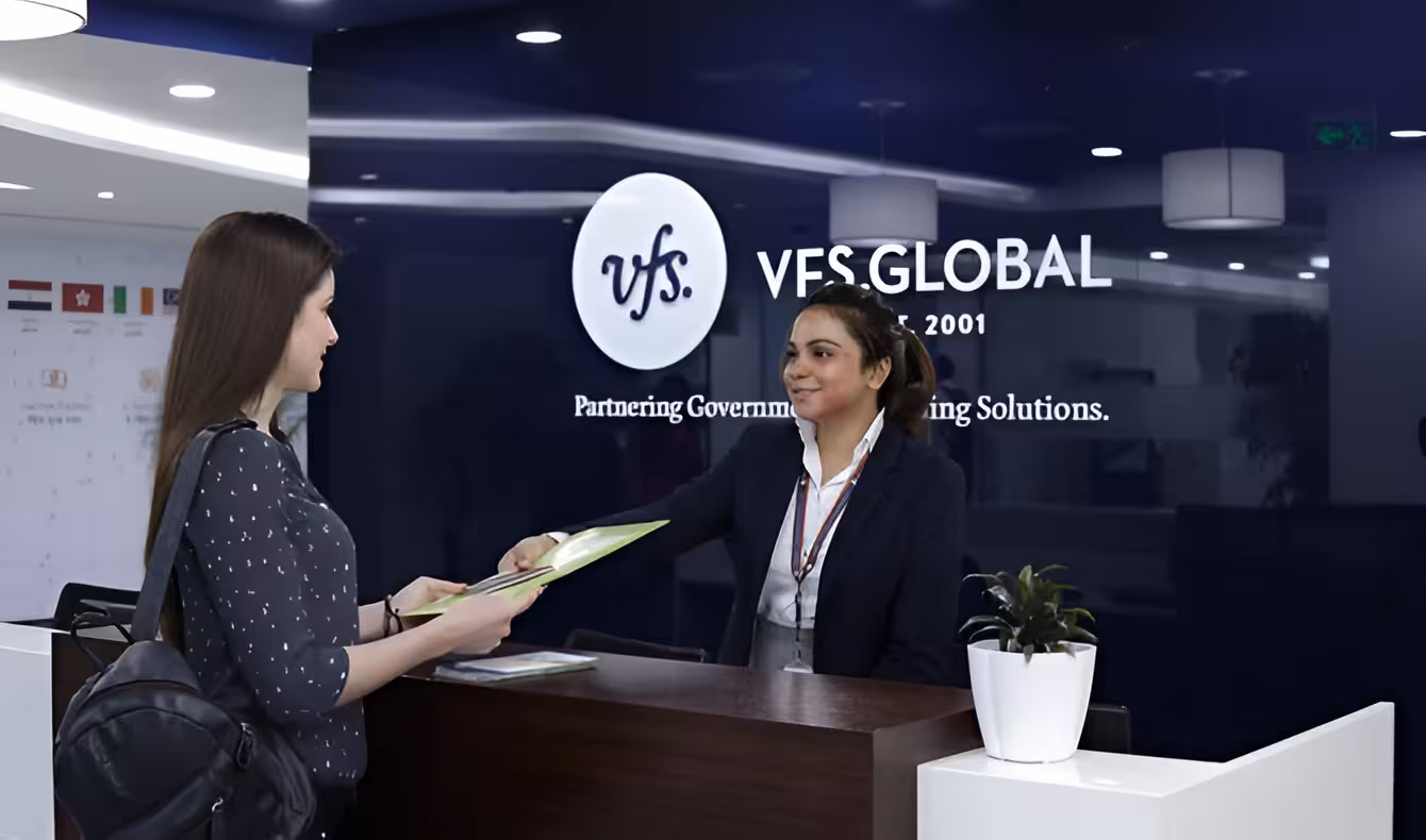 <p>VFS Global eyes expansion of visa centers in Uzbekistan, plans mobile visa services<b>&nbsp;</b></p>