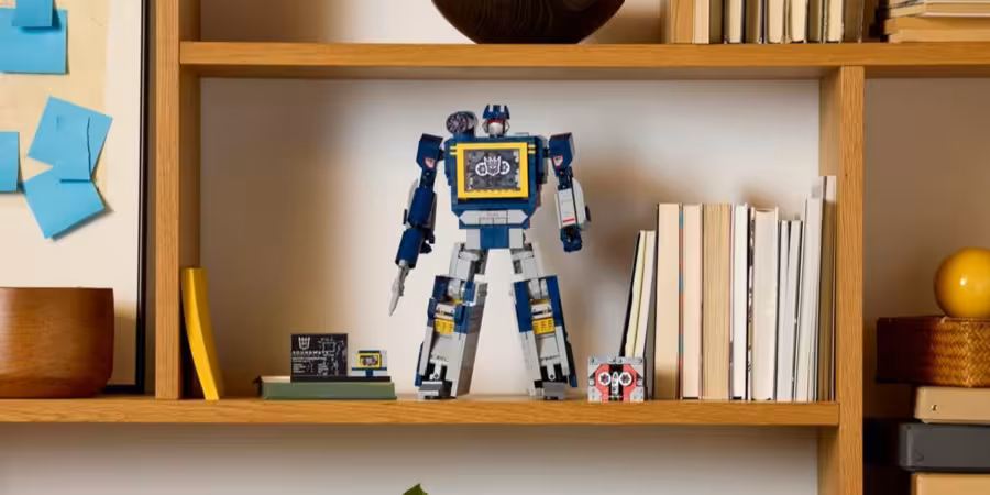 <p><b>Lego “Transformerlar”dagi Saundveyv deseptikon ko‘rinishidagi yangi konstruktorni taqdim etdi</b></p>