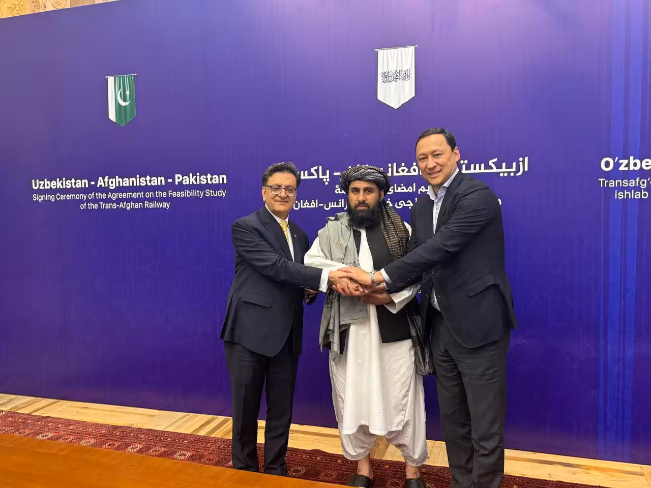 <p>Uzbekistan, Afghanistan, and Pakistan sign deal on feasibility study for Trans-Afghan railway<b>&nbsp;</b></p>