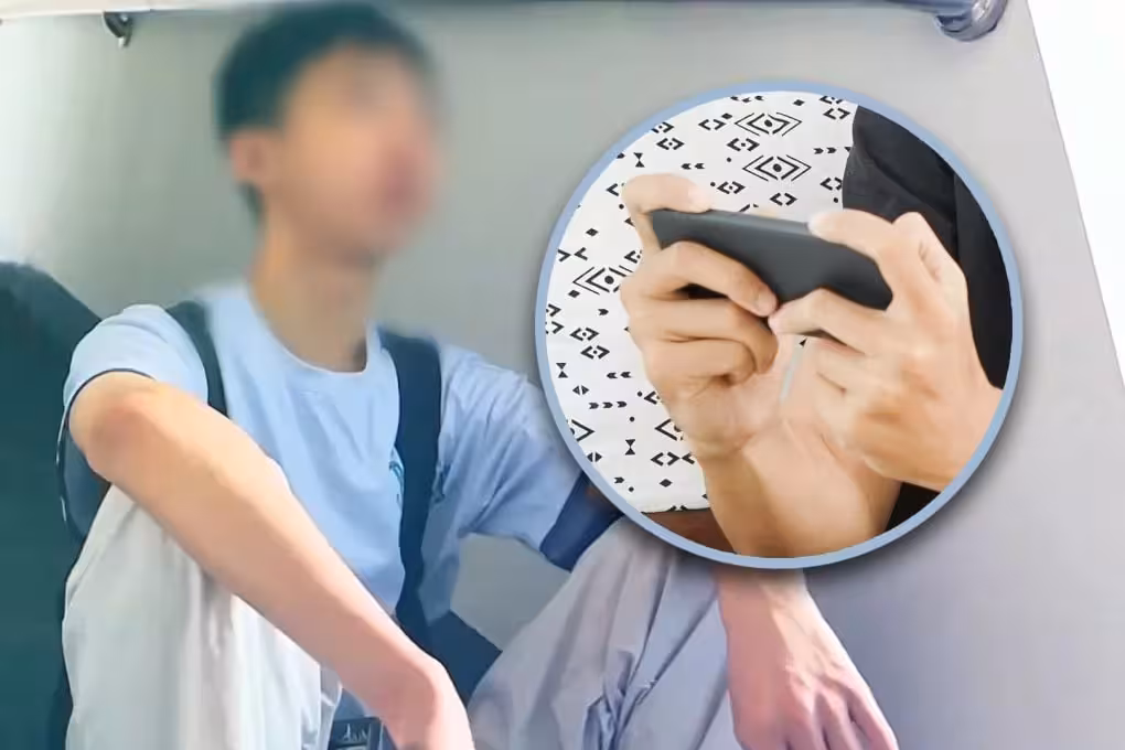 Universitetga kirish imtihonidan yiqilgan o&lsquo;g&lsquo;lini xitoylik ota-ona&nbsp;uydan haydab chiqardi