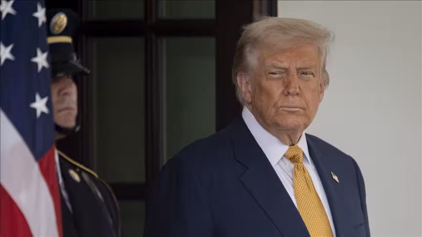 Трамп БААдан депортация қилиниши кутилаётган афғонларни қутқаришга ваъда берди