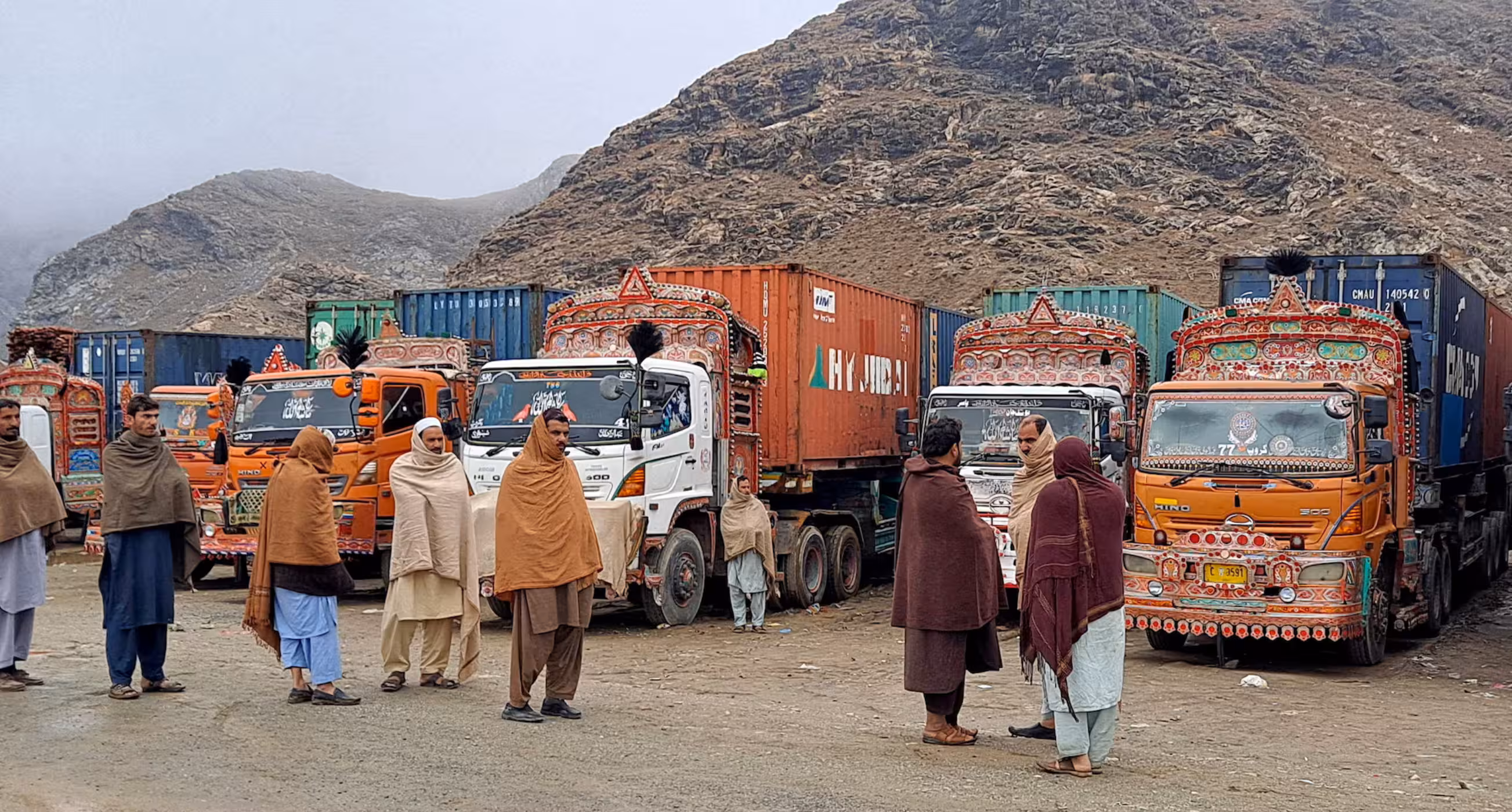 Afghanistan, Pakistan sign preferential trade agreement to cut tariffs on key agricultural exports 