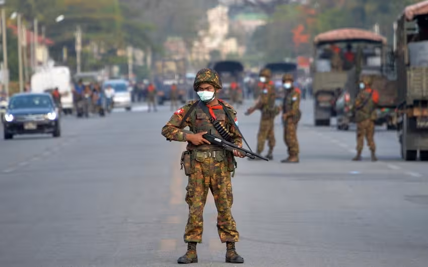 Myanma 4,5 yil davom etgan favqulodda holatni bekor qildi