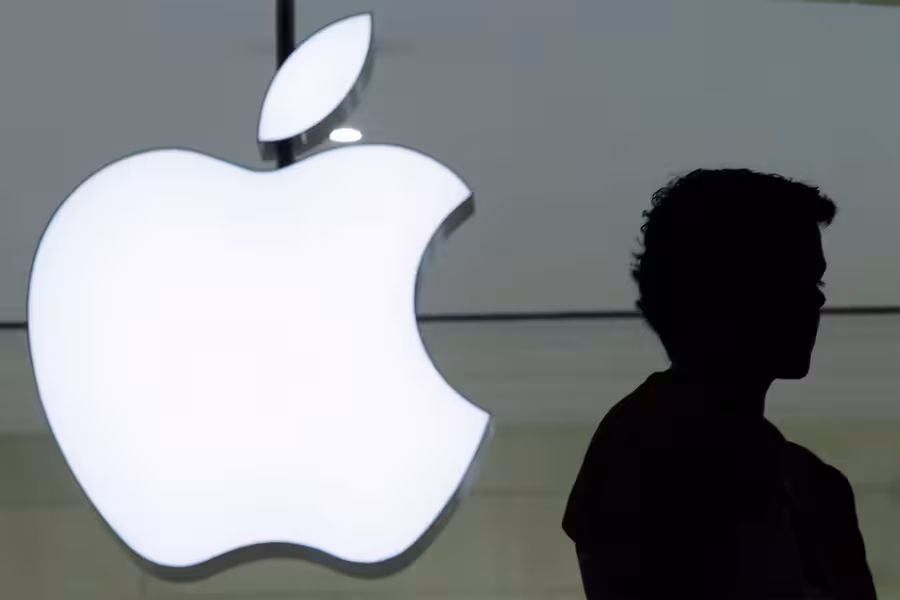Apple Siri ишлаб чиқувчилар жамоасини қайта тузишга ва ChatGPT’га рақобатчи яратишга қарор қилди
