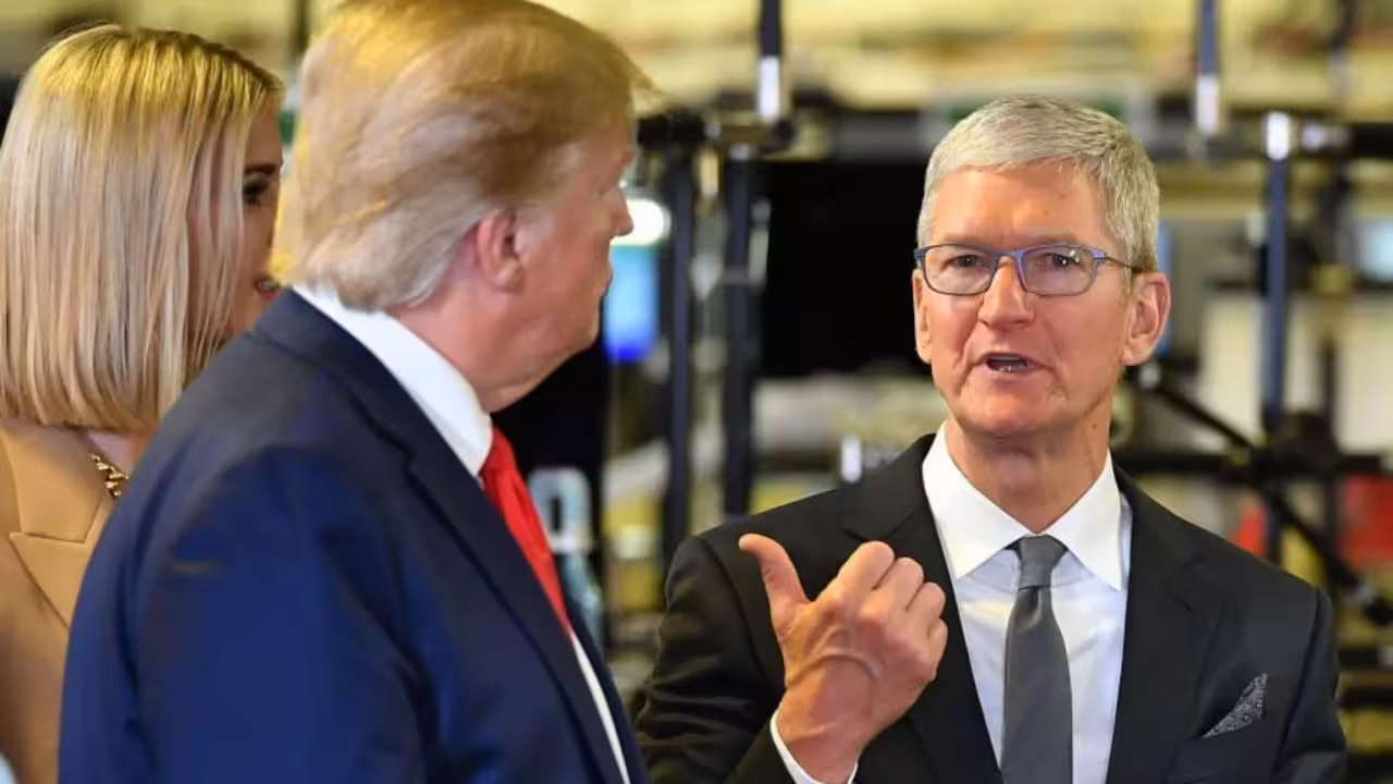 Apple Трамп босими остида АҚШга 100 млрд доллар сармоя киритади