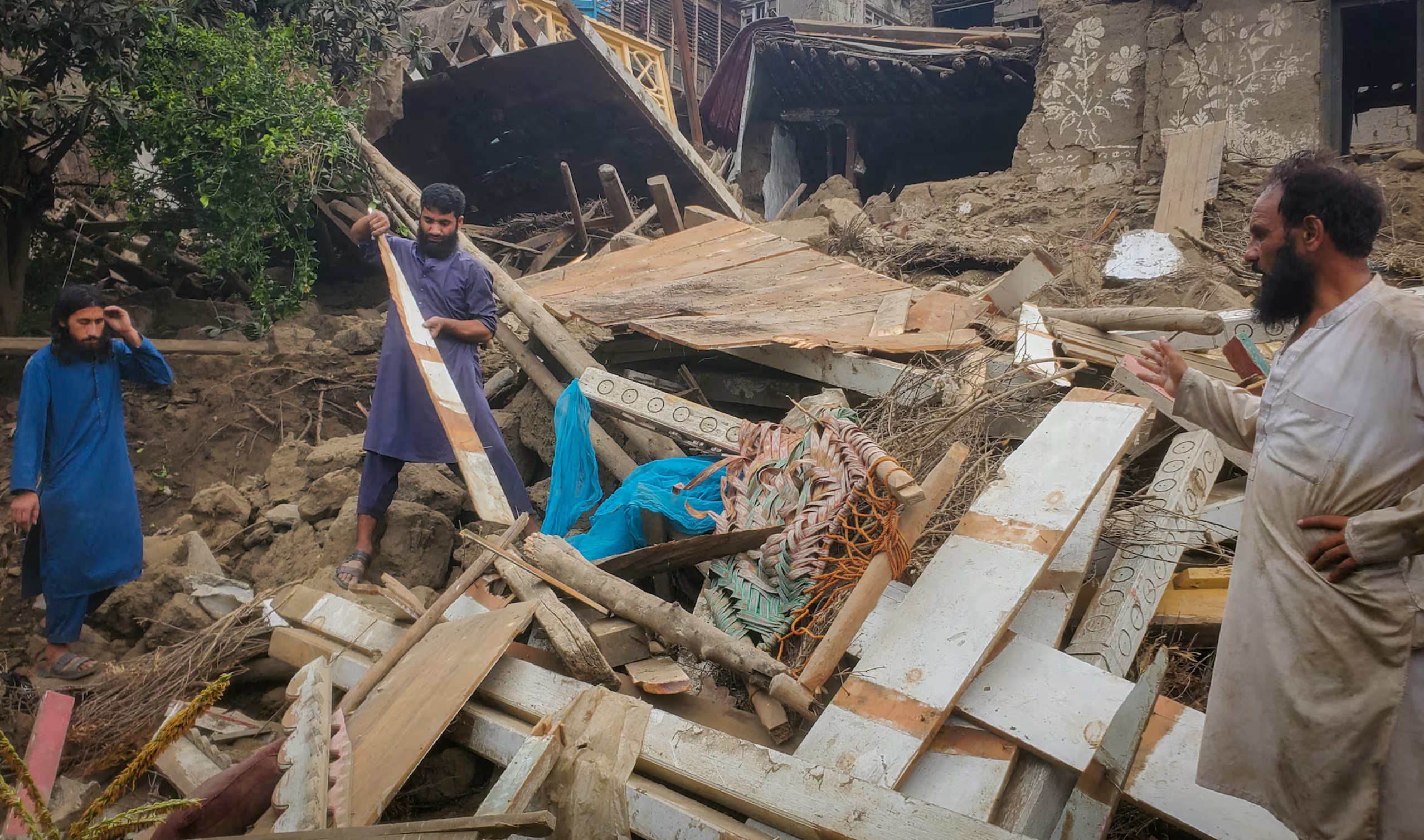 UK announces $1.34mn relief package for Afghanistan quake victims