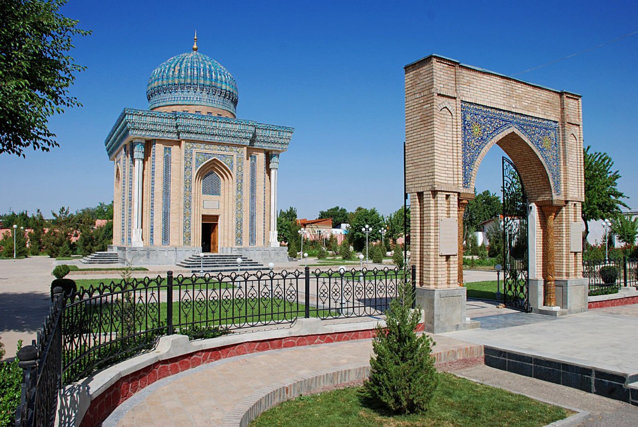 Imom Moturidiy maqbarasi rekonstruksiyasi doirasida eski mahallaning bir qismi buzib tashlangani yuzasidan izoh berildi