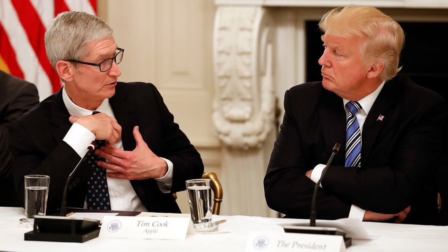 Tramp Oq uydagi kechki ovqatda Apple, Google va boshqa IT kompaniyalar rahbarlarini qabul qildi
