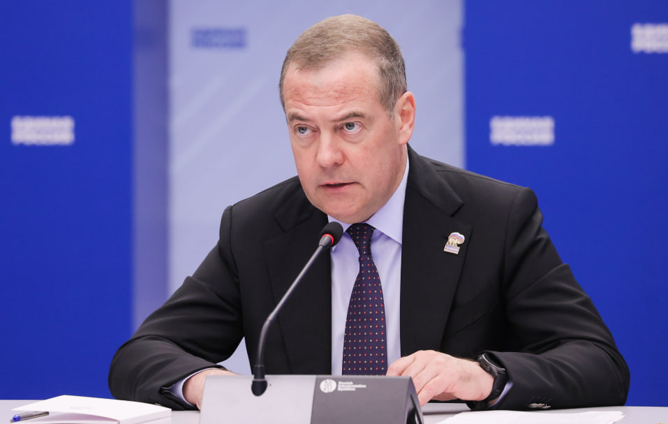 “Finlyandiya Rossiya bilan urushga tayyorgarlik ko‘rmoqda” — Medvedev