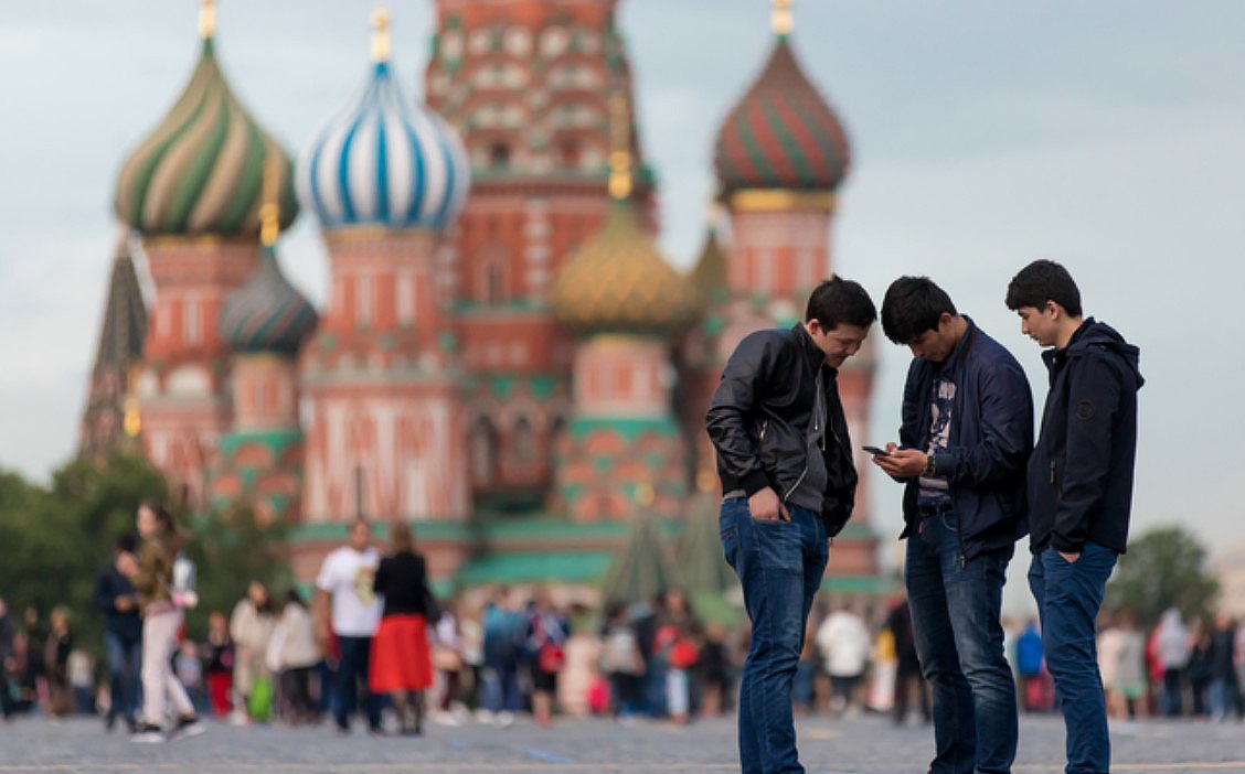 Гражданам Узбекистана могут разрешить въезд в Россию без загранпаспорта