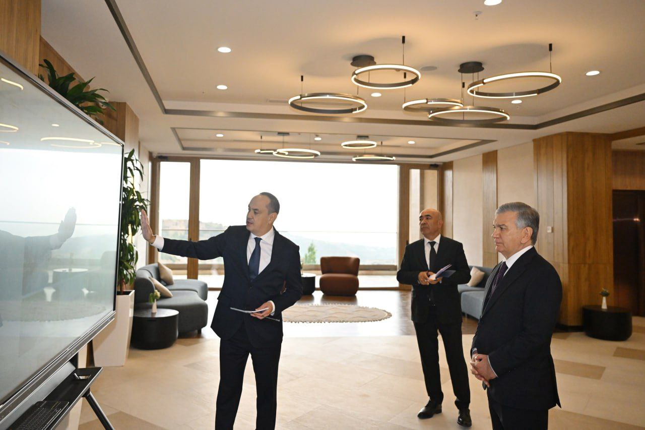 Prezident Boʻstonliqda qurilayotgan “Chimyon” umummavsumiy kurortiga bordi