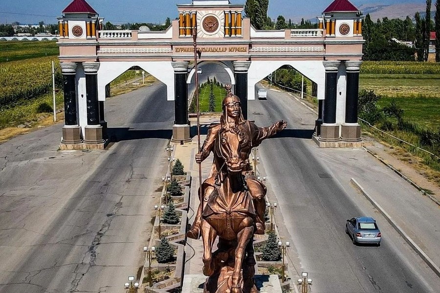 В Кыргызстане официально изменили название города Джалал-Абад