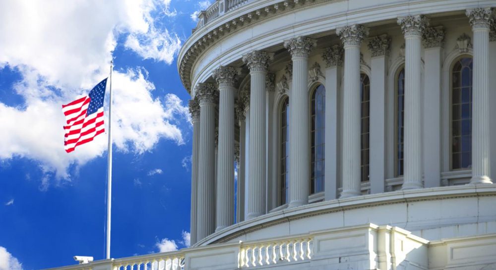 АҚШ Сенати Россиянинг музлатилган активларидан фойдаланиш бўйича қонун лойиҳасини рўйхатдан ўтказди