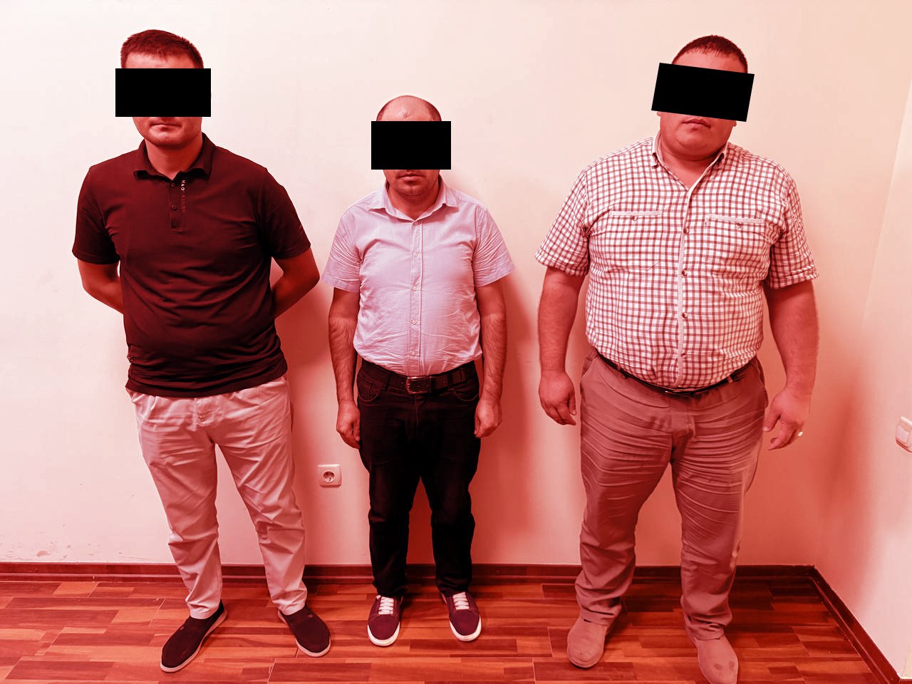 Surxondaryoda 3 nafar mansabdor pora bilan ushlandi