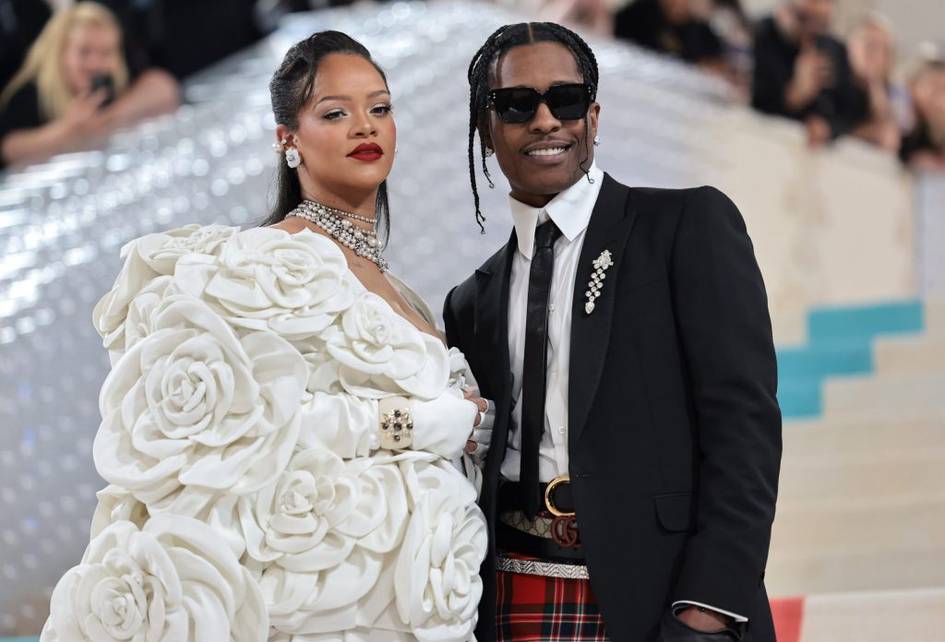 Xonanda Rianna va A$AP Rocky uchinchi marta farzandli bo‘ldi (foto)