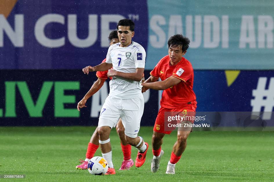 Sadriddin Hasanov Osiyoning eng yaxshi yosh futbolchisi sovrini uchun da’vogarlik qilmoqda