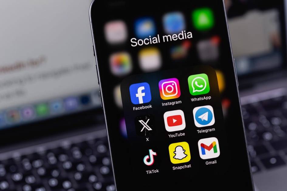 Tajikistan considers banning social media for children under 14