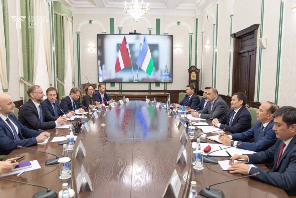 Uzbekistan, Latvia explore transport cooperation across air, road, and freight routes