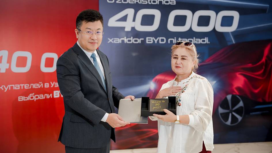 BYD O‘zbekistonda o‘zining 40 000-avtomobilini tantanali ravishda topshirdi