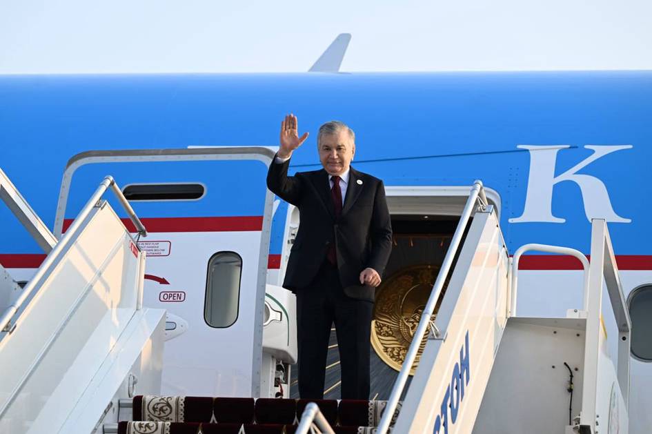 Shavkat Mirziyoyev Tojikistonga amaliy tashrifini yakunladi