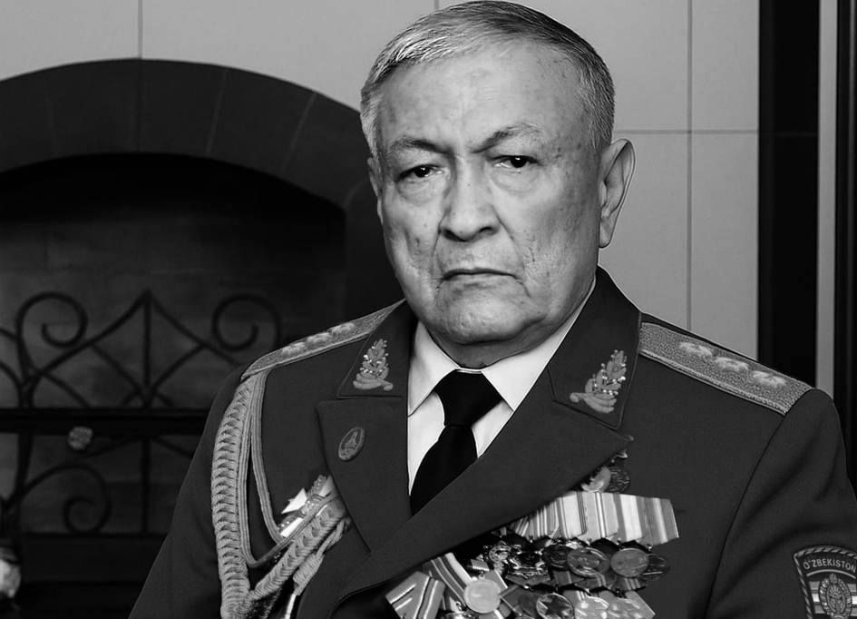 Oʻzbekistonning birinchi mudofaa vaziri Rustam Ahmedov vafot etdi