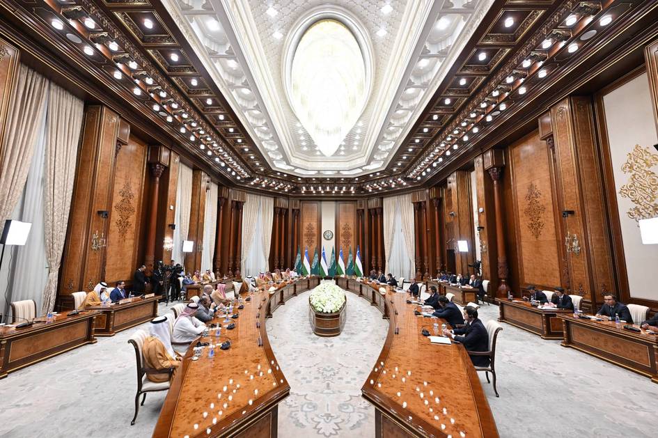 Шавкат Мирзиёев Саудия компанияларини аҳоли турмушини яхшилайдиган лойиҳаларда фаол иштирок этишга чақирди