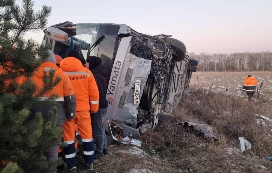 Rossiyada ag‘darilgan avtobusda o‘zbekistonliklar bo‘lgani rad etildi