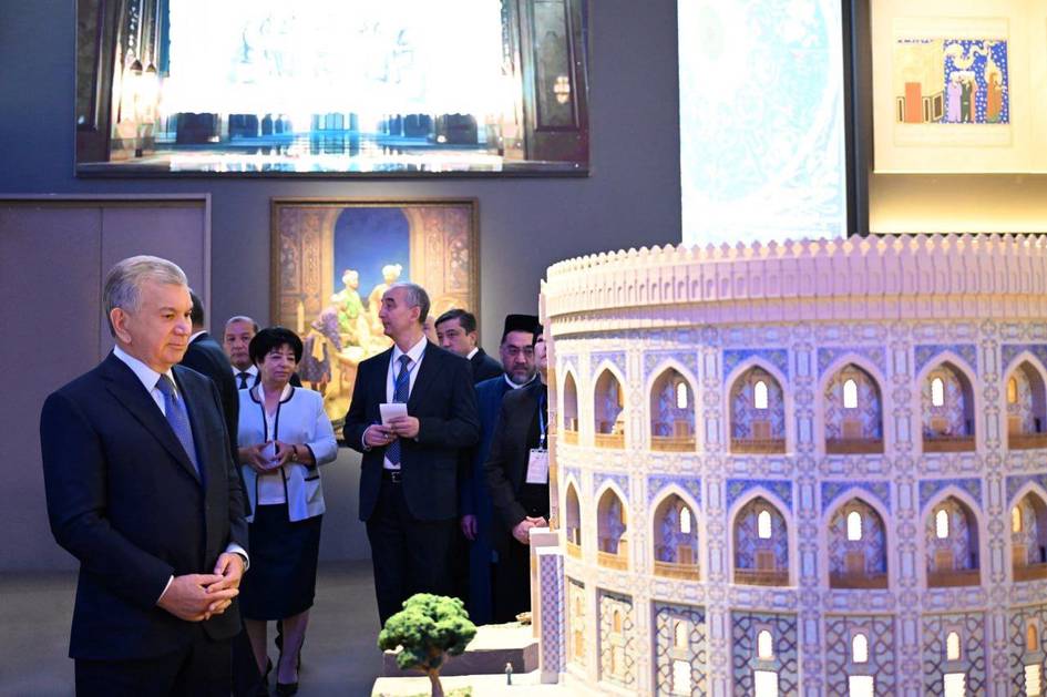 President of Uzbekistan reviews progress at Center for Islamic Civilization