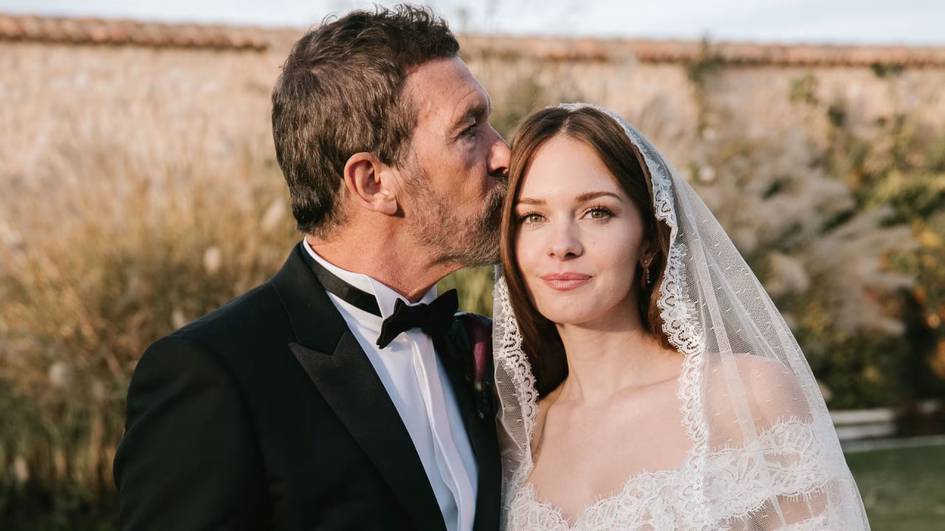 Aktyor Antonio Banderas yagona qizini turmushga uzatdi (foto)
