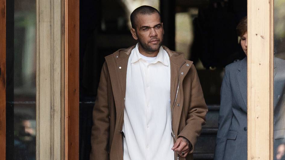 Dani Alves Ispaniya cherkovida voizlik qilmoqda (video)