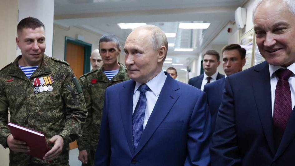 Путин уруш россияликларнинг “гени”да борлигини айтди