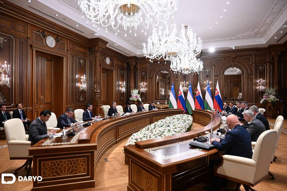 В Самарканде состоялись переговоры лидеров Узбекистана и Словакии