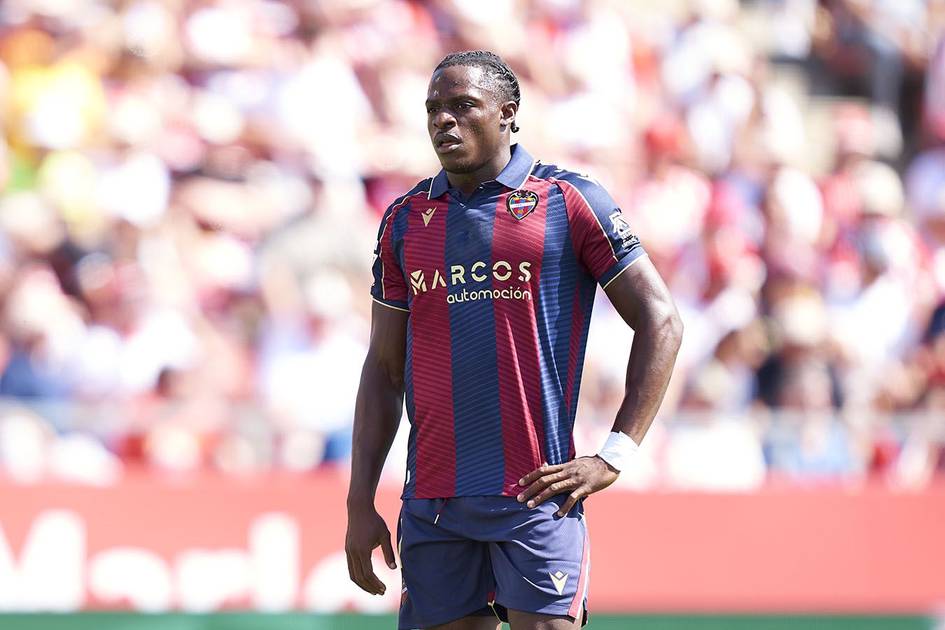 “Барселона” ҳамда “Реал Мадрид” бир футболчига қизиқиш билдирмоқда