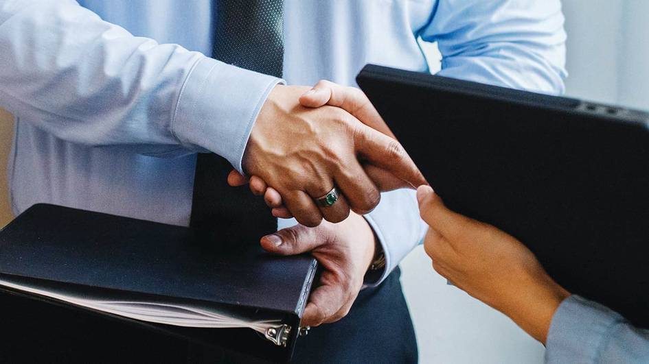 Ўзбекистонда тадбиркорларга ноқонуний жарима қўллаган мансабдорлар жавобгарликка тортилиши мумкин