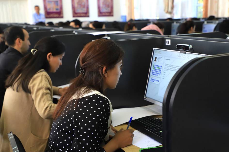 Attestatsiyadan norozi ingliz tili o‘qituvchilari vazirga murojaat qildi