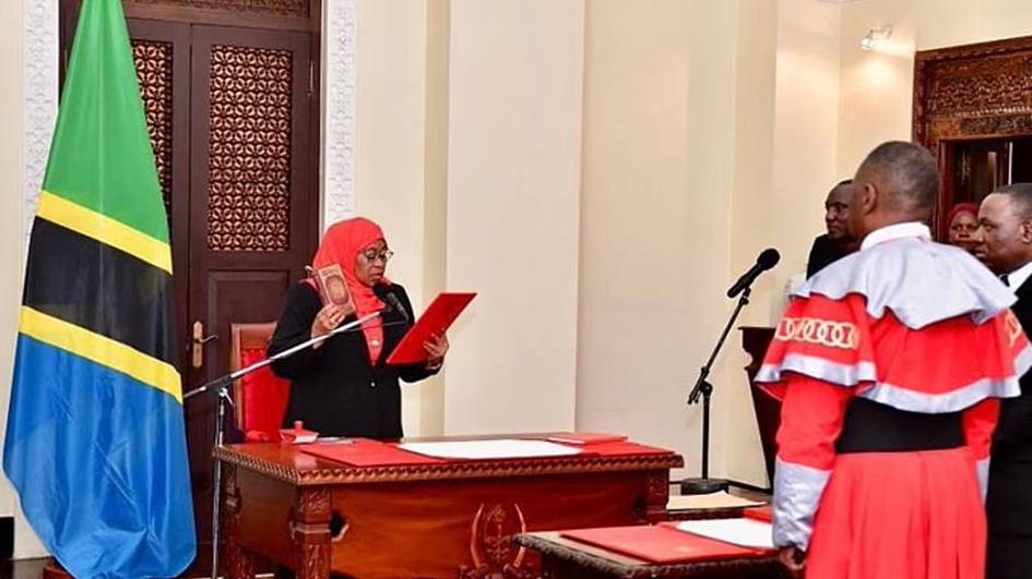 Tanzaniya prezidenti noroziliklarga qaramay saylovda g‘alaba qozonib, qasamyod qildi