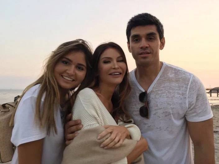 “Farzandlarimga bunday taqdirni ravo ko‘rmasdim”. Maryam Tillayeva 5 yil deganda otasi bilan yarashgani haqida gapirdi