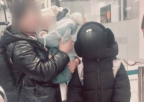 Россияда оғир аҳволга тушган ўзбекистонлик аёл фарзандлари билан ватанга қайтарилди