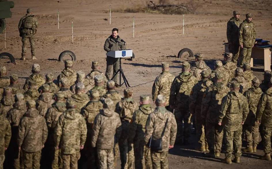 Ukrainaning elita jangchilari taqdirlash marosimida o‘ldirildi 