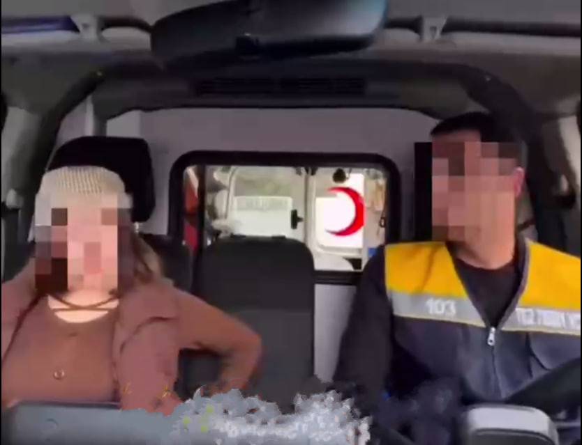 В Андижане блогер использовал машину скорой помощи как такси