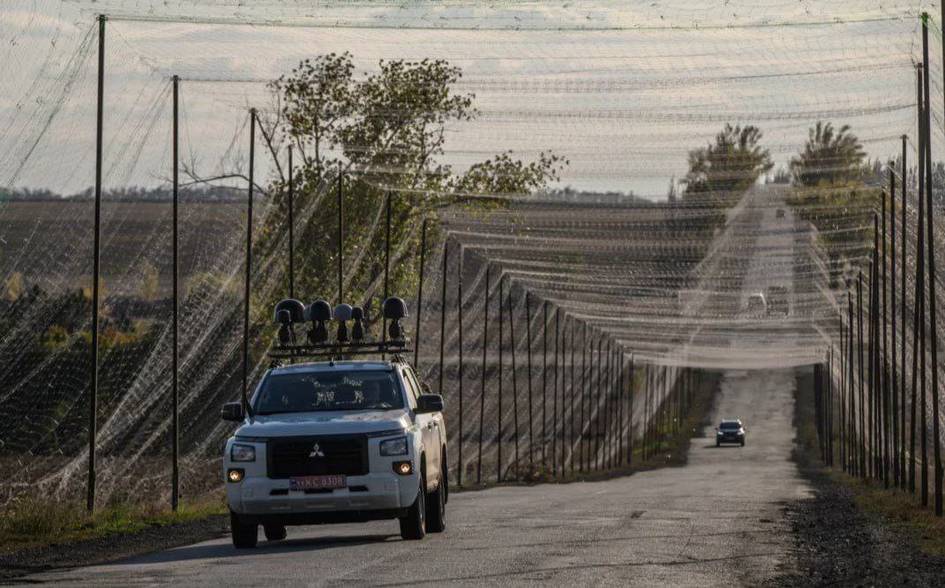 Француз балиқчилари Украина ҳарбийларини дрон ҳужумларидан ҳимоялашнинг ноодатий усулини топди