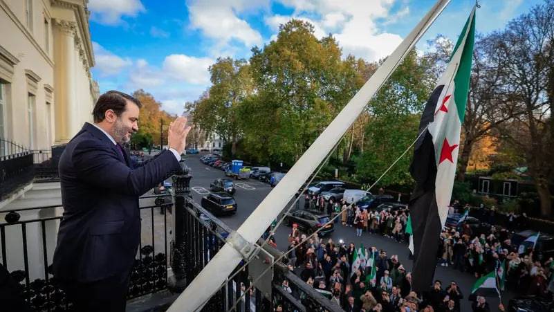 Суриянинг Лондондаги элчихонаси қайта очилди (видео)