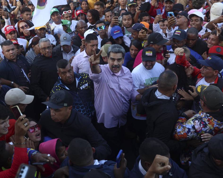 Venesuela prezidenti Trampni Afg‘onistondagi kabi “abadiy urush”dan qochishga chaqirdi