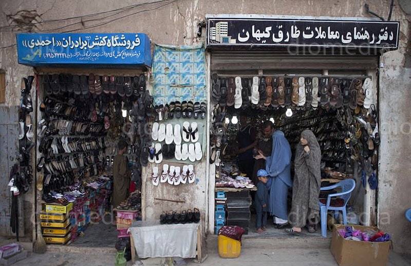 “Tolibon” o‘nlab ayollar biznesiga chek qo‘ydi: 300 ga yaqin ayol ishsiz qoldi