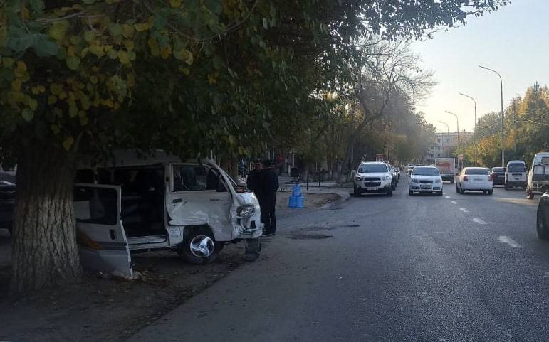 Самарқандда Damas ва Onix тўқнашуви оқибатида бир киши вафот этди