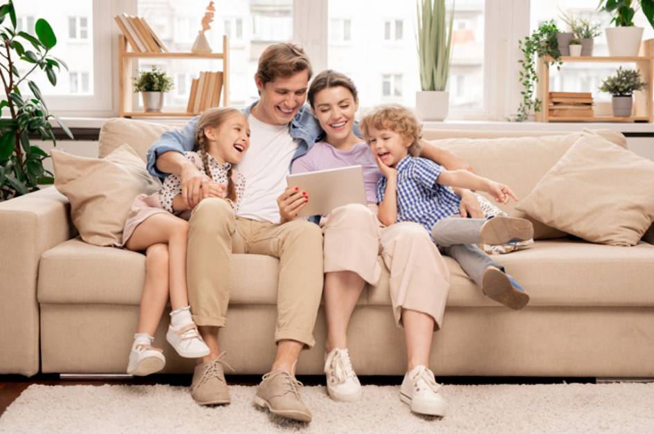 Ota-onalar farzand tarbiyasida ChatGPT maslahatlariga tobora ko‘proq suyanmoqda — tadqiqot