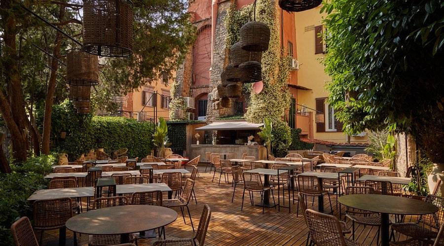 Italiya turistik shaharlaridan birida restoran terassalarida ovqatlanish taqiqlanadi