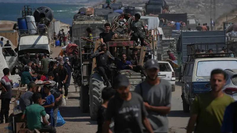 Исроил фаластинликларни Ғазодан “ихтиёрий равишда” кўчирмоқда