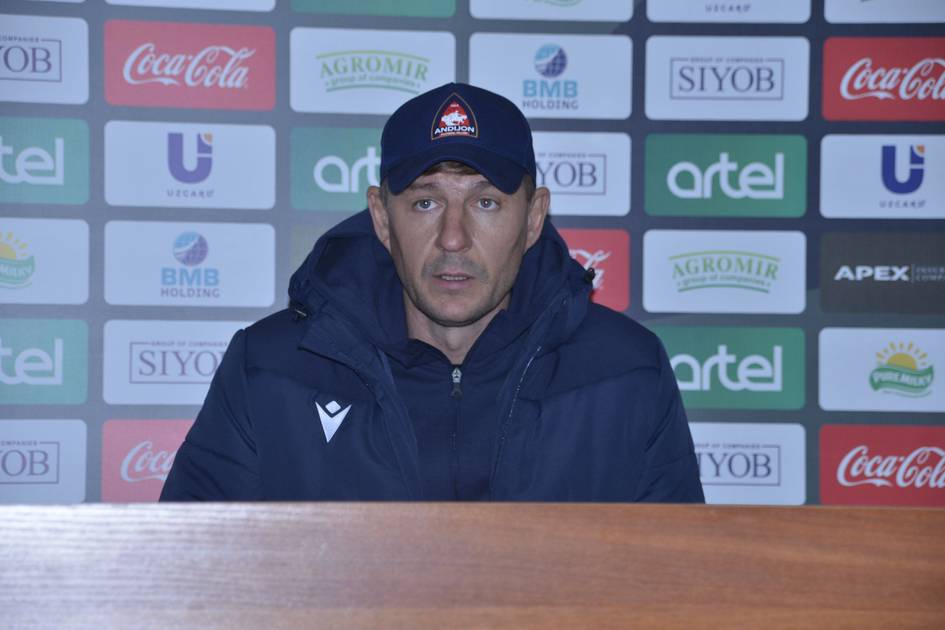 Расман. Максим Шацких “Андижон”дан кетди